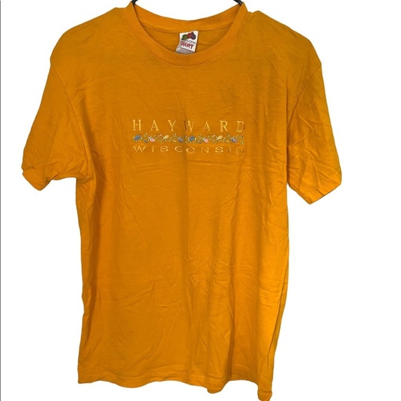 Vintage Embroidered Floral Hayward Wisconsin Tee - Picture 1 of 4